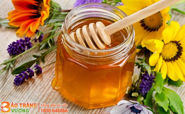 Mật ong được dùng theo nhiều cách để cải thiện sức khỏe